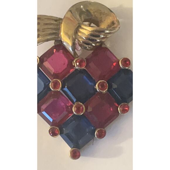 Vintage Rhinestones Mid-Century Brooch Gold-Tone Bow - Picture 8 of 10